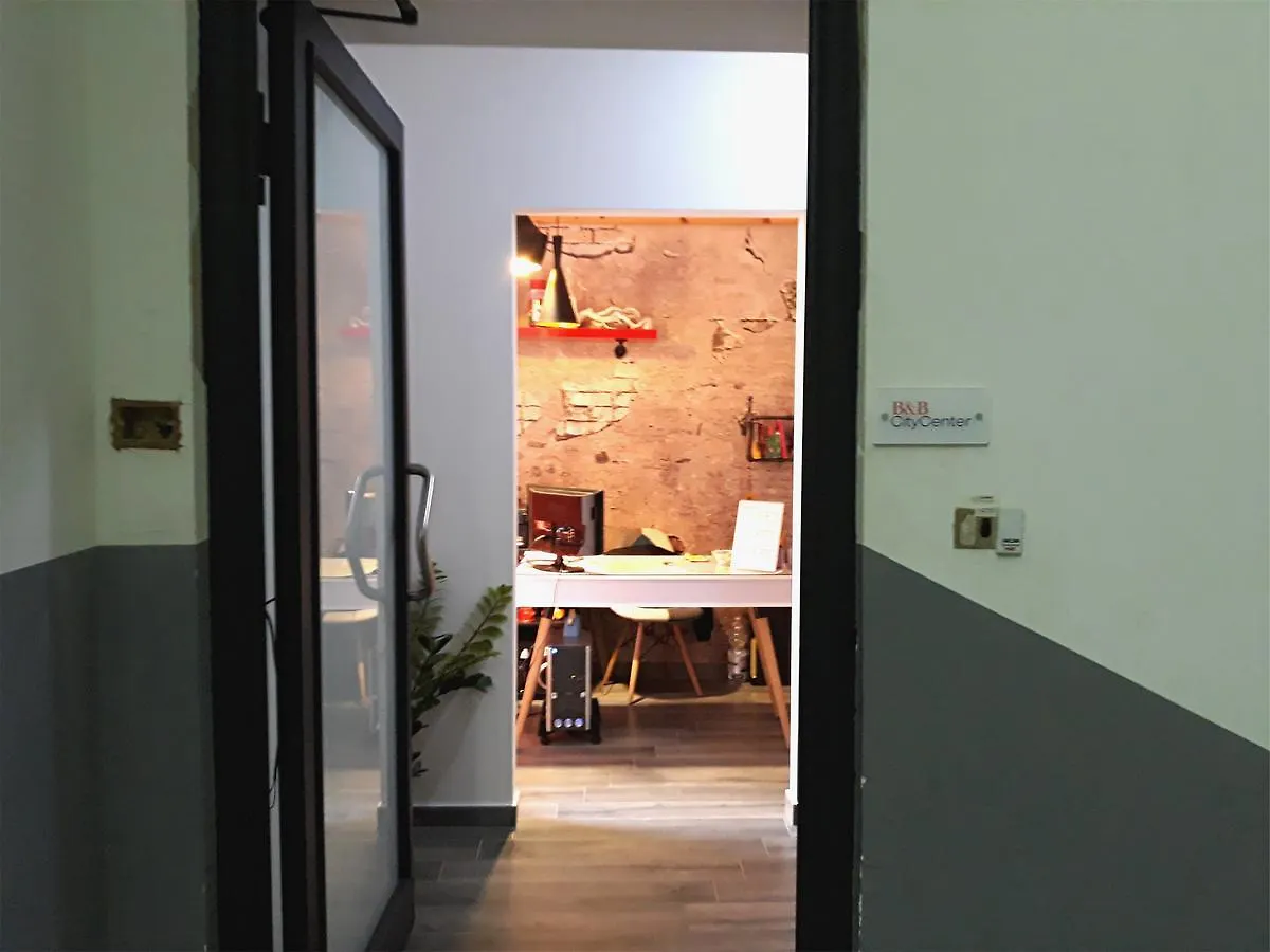** Couette-café B&B City Center Naples Italie